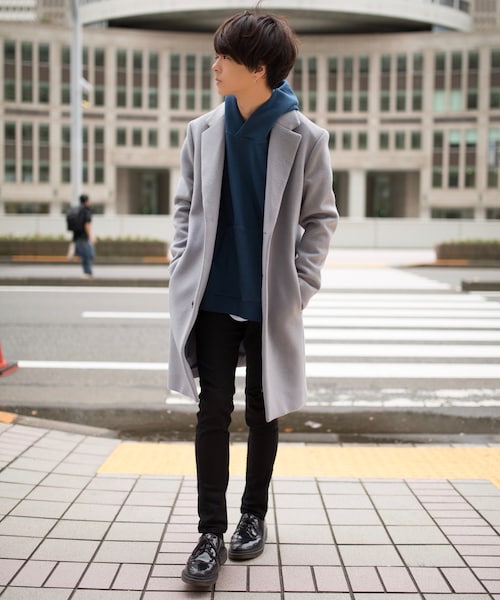 LIDNM（リドム）の「オフショルダーパーカー（パーカー・メンズ・デイープブルー・S、M、L）」の3枚目の写真