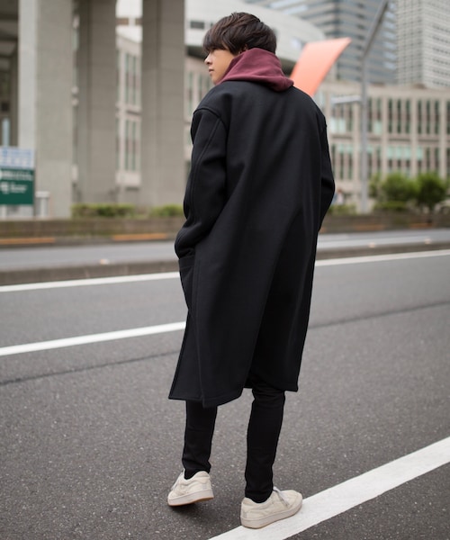 LIDNM（リドム）の「オフショルダーパーカー（パーカー・メンズ・レッド・S、M、L）」の5枚目の写真