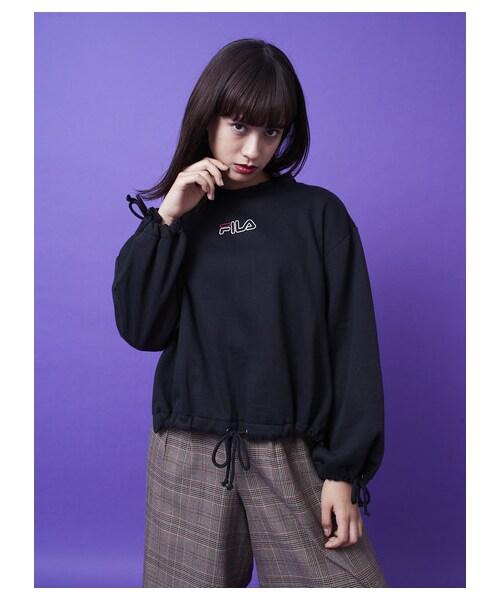 E hyphen world gallery(イーハイフンワールドギャラリー)の「FILA スウェットトレーナー(トップス・杢グレー/ブラック・F)」の1枚目の写真