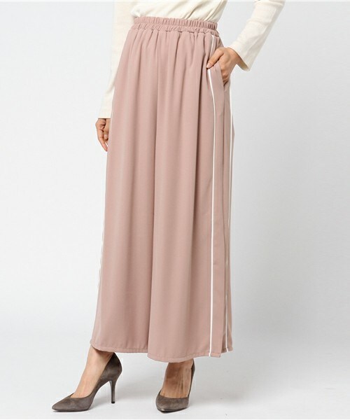 archives（アルシーヴ）の「スリットパイピングパンツ（その他パンツ・レディース・ブラック/ベージュ・MEDIUM）」の2枚目の写真