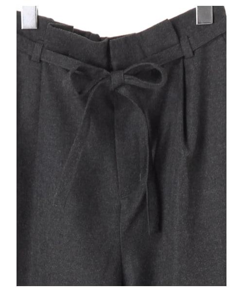 earth music&ecology（アースミュージックアンドエコロジー）の「ベルト付ワイドパンツ（パンツ・グレー/キャメル/ネイビー・F）」の4枚目の写真