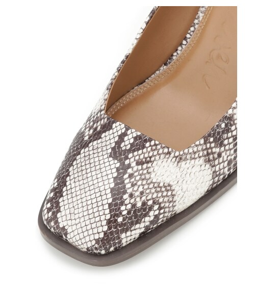 Mila Owen（ミラオーウェン）の「スクウェアパンプス（パンプス・レディース・MIX/WHT・36/37/38）」の6枚目の写真