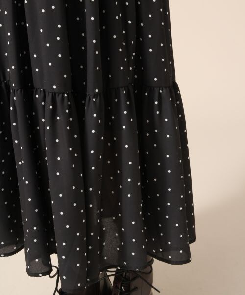LOWRYS FARM（ローリーズファーム）の「★WEB先行予約アイテム★ＪＺドットティアードワンピース（ワンピース/ドレス・ブラック/ブラウン）」の8枚目の写真