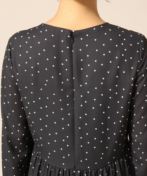 LOWRYS FARM（ローリーズファーム）の「★WEB先行予約アイテム★ＪＺドットティアードワンピース（ワンピース/ドレス・ブラック/ブラウン）」の10枚目の写真
