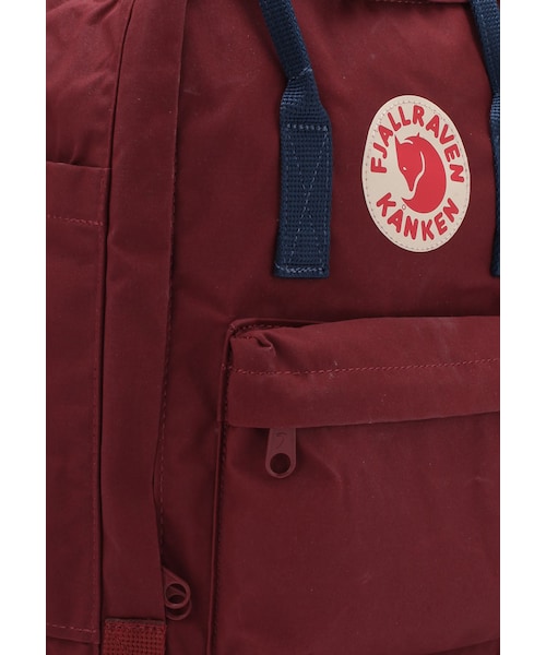 Fjallraven Kanken（フェールラーベンカンケン）の「Ox Red-Royal Blue 