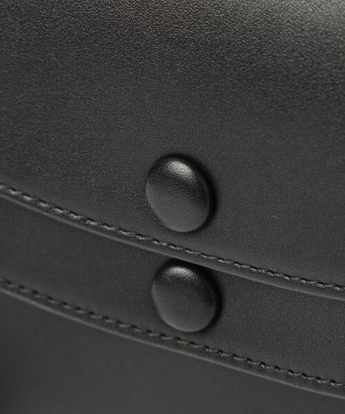 studio CLIP（スタディオクリップ）の「2フラップパスケース付きショルダーバッグ（バッグ・シルバー/ブラック/ベージュ）」の8枚目の写真