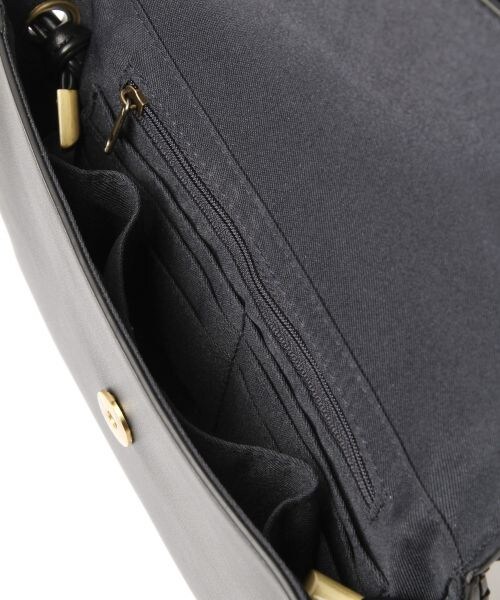 studio CLIP（スタディオクリップ）の「2フラップパスケース付きショルダーバッグ（バッグ・シルバー/ブラック/ベージュ）」の14枚目の写真