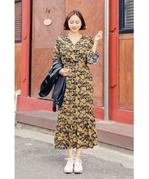 HOTPING | フリルヘム小花柄ロングワンピース(ワンピース)