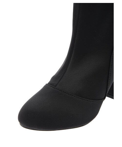 E hyphen world gallery（イーハイフンワールドギャラリー）の「ストレッチショートブーツ（シューズ・ブラック・S/M/L）」の4枚目の写真