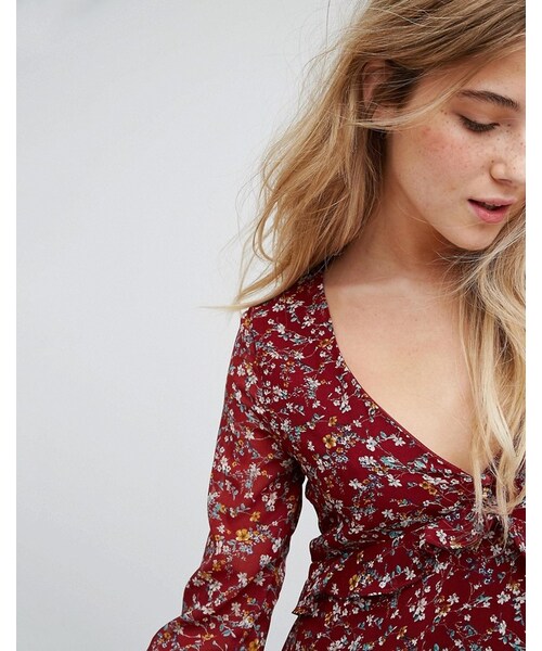 PULL&BEAR（プルアンドベア）の「Pull&Bear Floral Printed Dress（ワンピース・レディース・Red・S/M）」の2枚目の写真