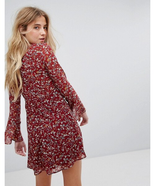 PULL&BEAR（プルアンドベア）の「Pull&Bear Floral Printed Dress（ワンピース・レディース・Red・S/M）」の3枚目の写真