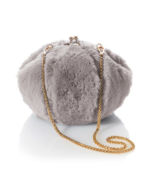 GRL（グレイル）の「がま口エコファーポシェットバッグ（ショルダーバッグ・レディース・ブルー/ブラック/グレー/アイボリー/ピンク/キャメル・F）」の3枚目の写真