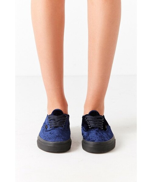 VANS（バンズ）の「Vans Velvet Authentic Sneaker（スニーカー・レディース・Blue・W 10/M 8.5/W 5/M 3.5/W 6.5/M 5/W 6/M 4.5/W 7.5/M 6/W 7/M 5.5/W 8.5/M 7/W 8/M 6.5/W 9.5/M 8/W 9/M 7.5）」の3枚目の写真