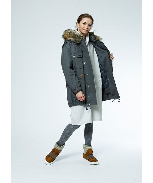 mercibeaucoup,（メルシーボークー）の「メルシーボークー、 / Ｂ：メルモッズ / コート（ジャケット/アウター・khaki 0○01○03○/navy 0○01○03○/gray 0○01○03○・サイズ,身丈,肩幅,身幅,袖丈,0,77.5,46,55,53.5,01,79,47.5,58,56.5,03,84.5,52,61.5,60,）」の12枚目の写真