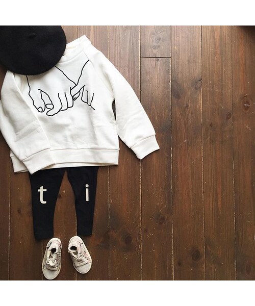 cache cache（カシュ カシュ）の「MILK&BISCUITS HOLD MY HAND SWEAT SHIRT（スウェット・キッズ・その他）」の5枚目の写真