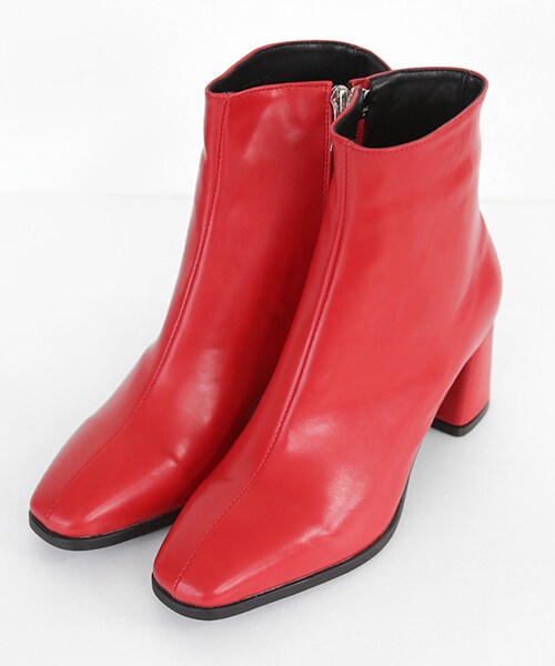 DHOLIC（ディーホリック）の「2TYPEスリムミドルヒールアンクルブーツ（ブーツ・レディース・ブラック/グレー/ブラウン/レッド・225/230/235/240/245/250）」の4枚目の写真