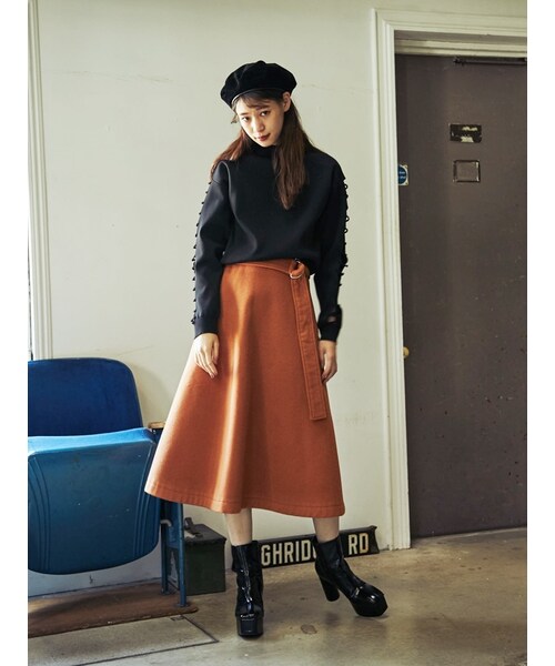 MURUA(ムルーア)の「sholder waveニット(トップス・レディース・ホワイト/ブラック/キャメル)」の4枚目の写真