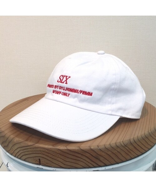 SYU.HOMME/FEMM(シュウ)の「【SYU.】 シュウ SIXSENSE CAP(キャップ・メンズ・ホワイト・Free)」の1枚目の写真