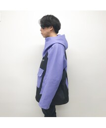 chloma（クロマ）の「chloma / comアノラック / ヴェインブルー