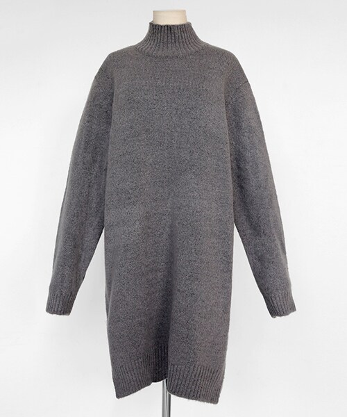 DHOLIC（ディーホリック）の「オーバーシルエットハイネックニットプルオーバー（ワンピース・レディース・ホワイト/ブラウン/グレー/ブラック/ベージュ・FREE）」の3枚目の写真