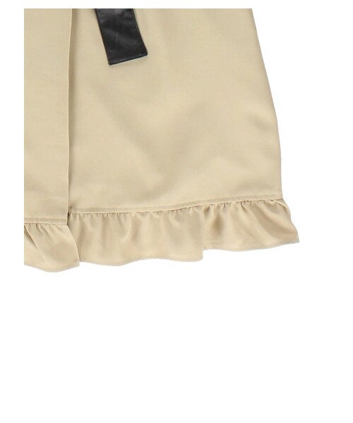 E hyphen world gallery Bon Bon（イーハイフンワールドギャラリーボンボン）の「レザーリボントレンチコート（ジャケット/アウター・ブラック/ベージュ・S/M）」の5枚目の写真