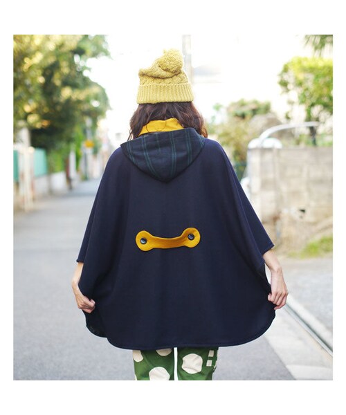 NIRAME.CO（ニラメッコ）の「スポンジぽんちょ　～ネイビー×イエロー～（ポンチョ・レディース・その他）」の2枚目の写真