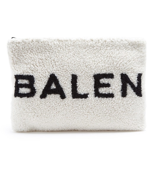 BALENCIAGA(バレンシアガ)の「BALENCIAGA Shearling pouch(クラッチバッグ・レディース・White・ONE SIZE)」の1枚目の写真