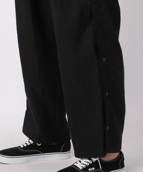 LEH（レー）の「Leh/レー/Wide Wrapping Slacks（パンツ・メンズ・BLACK/BROWN・M）」の8枚目の写真