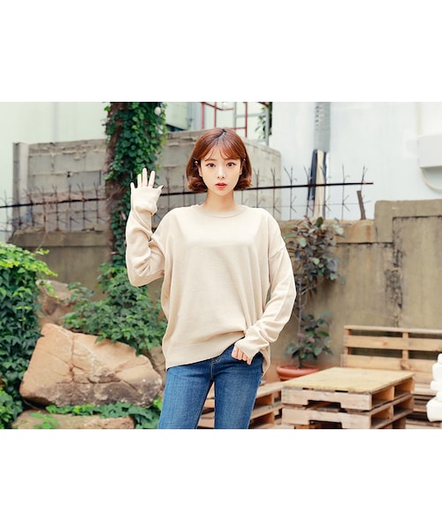 HOTPING（ホッピン）の「ドロップショルダーラウンドネックニット（ニット/セーター・レディース・ブラック/オリーブ/アイボリー/グリーン/ベージュ/ブラウン/ブルー/ピンク・1(フリーサイズ)/2(L-XL)/1(XS-S)）」の4枚目の写真