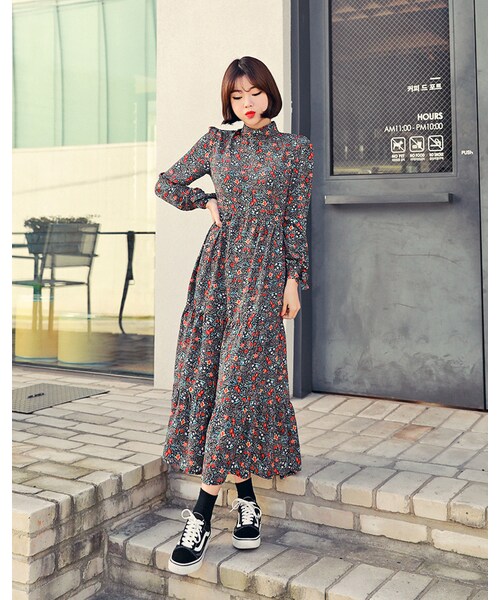 HOTPING（ホッピン）の「チャイナカラー小花柄シャーリングワンピース（ワンピース・レディース・ブラウン/ブラック・1(XS-S)/2(M-L)/3(L-XL)）」の2枚目の写真