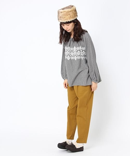 studio CLIP（スタディオクリップ）の「ウエストマークコットンアソート刺繍ブラウス（トップス・ギンガムチェック×ホワイト/グレンチェック×ブラック/ウィンドウペン×ネイビー）」の4枚目の写真