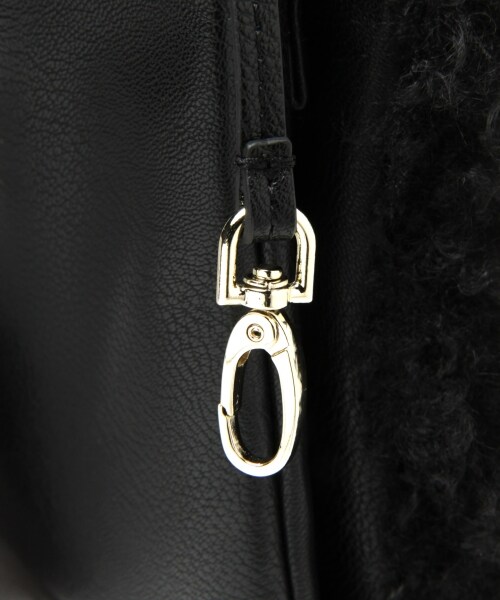 GLOBAL WORK（グローバルワーク）の「アソートファークラッチ（バッグ・オフホワイト(プードルファー)/オフホワイト/ブラック(プードルファー)/グレー(プードルファー)/ブラウン）」の13枚目の写真