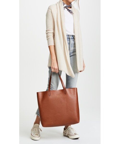 madewell（メイドウェル）の「Madewell The Transport Tote（トートバッグ・レディース・Brown・One Size）」の5枚目の写真