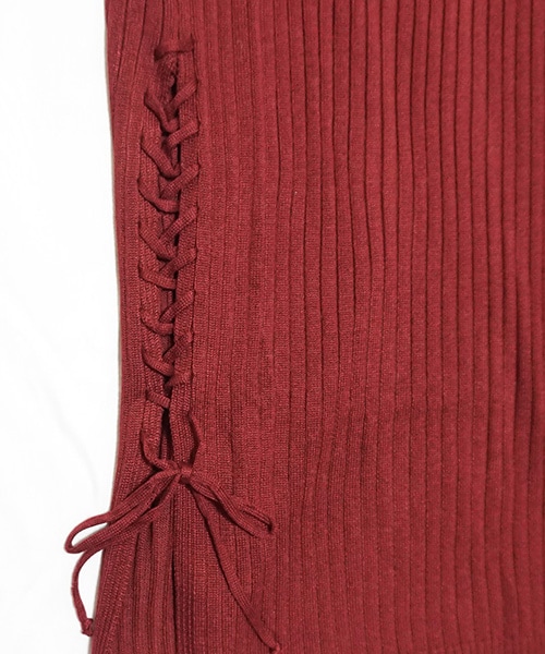 Tiffee SELECT（ティフィーセレクト）の「レースアップスリットリブニットタイトスカート（スカート・レディース・ワインレッド/ブラック・Free）」の6枚目の写真