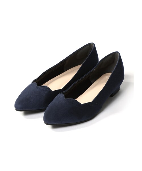 GRL(グレイル)の「スカラップデザインローヒールパンプス(パンプス・レディース・ブラック/ピンク/グリーン/ネイビー/ボルドー/ラベンダー・2L)」の3枚目の写真