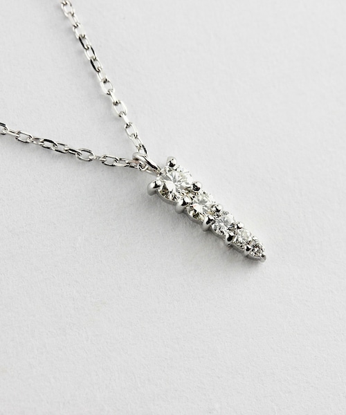 two ply(トゥープライ)の「トゥープライ 360 アキュート トライアングル ダイヤモンド ネックレス(ネックレス・レディース・シルバー・40cm)」の2枚目の写真