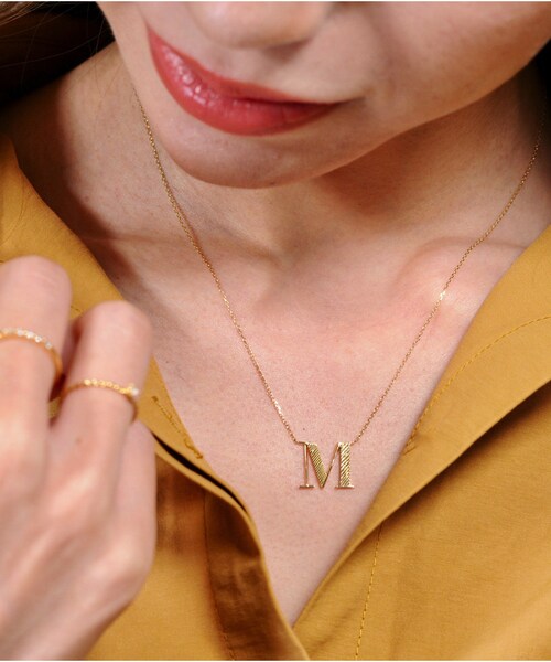 les desseins de DIEU（レデッサンドゥデュー）の「レ デッサン ドゥ デュー 960 ポップアート イニシャル ネックレス（ネックレス・レディース・ゴールド・40cm）」の7枚目の写真