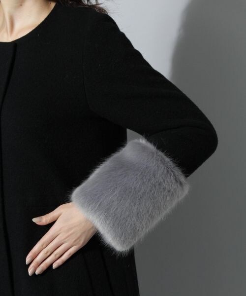 Andemiu（アンデミュウ）の「ソデファーツキコート（ジャケット/アウター・グレー/ブラック/ピンク/キャメル）」の22枚目の写真