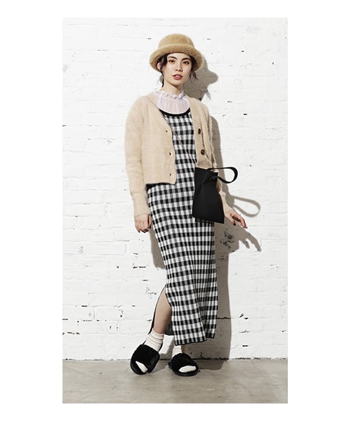 CHEER CLOSET（チアクローゼット）の「【るうこ】ドロストライクスモールバッグ（ショルダーバッグ・レディース・ピンク/ブラック・F）」の2枚目の写真