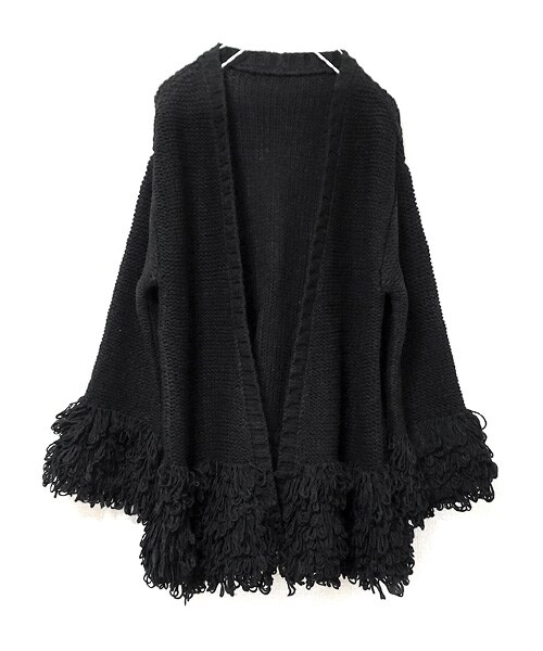 Tiffee SELECT（ティフィーセレクト）の「ループフリンジもこもこ袖×裾ニットカーディガン（ノーカラージャケット・レディース・ボルドー/ブラック・M）」の2枚目の写真