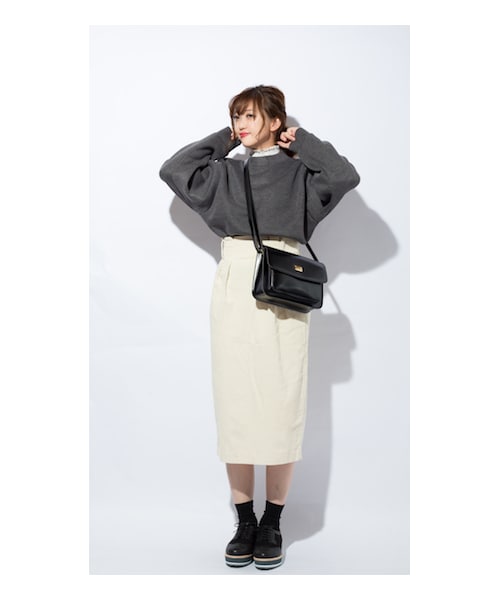 CHEER CLOSET（チアクローゼット）の「【プチプラのあや】オススメ！ショルダー付きサッチェルバッグ（ショルダーバッグ・レディース・レッド/ブラック/キャメル/チャコールグレー・F）」の2枚目の写真