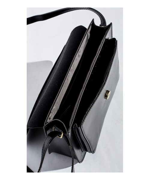 CHEER CLOSET（チアクローゼット）の「【プチプラのあや】オススメ！ショルダー付きサッチェルバッグ（ショルダーバッグ・レディース・レッド/ブラック/キャメル/チャコールグレー・F）」の6枚目の写真