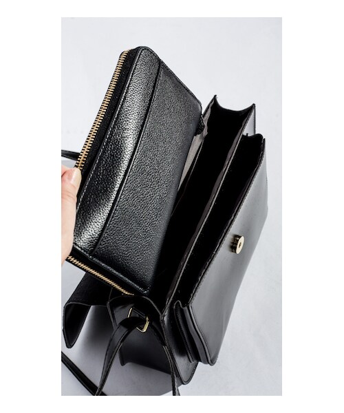 CHEER CLOSET（チアクローゼット）の「【プチプラのあや】オススメ！ショルダー付きサッチェルバッグ（ショルダーバッグ・レディース・レッド/ブラック/キャメル/チャコールグレー・F）」の7枚目の写真