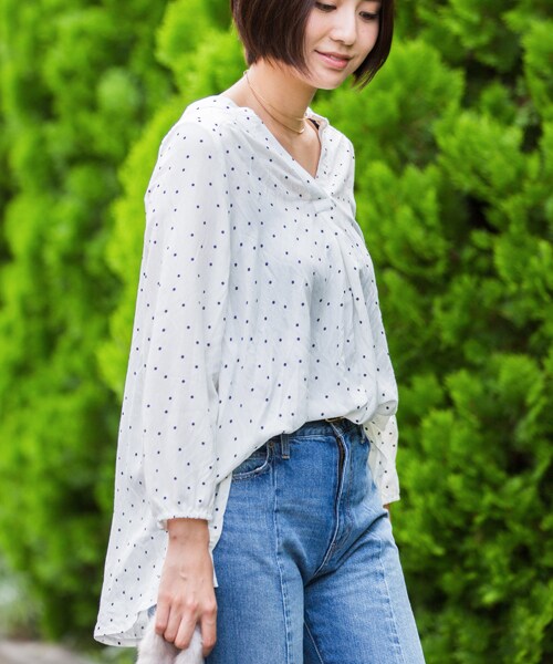 merveile(メルヴィーユ)の「ドットスキッパーブラウス(シャツ/ブラウス・レディース・ブラック/ホワイト・FREE)」の2枚目の写真