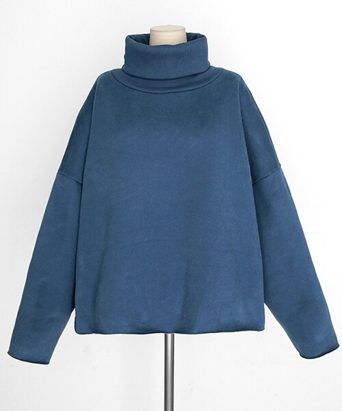 DHOLIC(ディーホリック)の「裏起毛タートルネックスウェット(スウェット・レディース・ベージュ/ホワイト/レッド/ブラック/ブルー・FREE)」の4枚目の写真