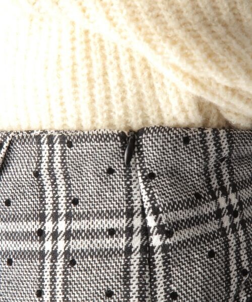 mysty woman(ミスティウーマン)の「コルセット付きタイトスカート(スカート・ブラック/ブラウン)」の16枚目の写真