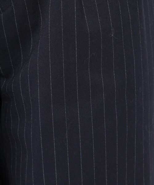 laboratory work（ラボラトリーワーク）の「ペグトップストライプパンツ（パンツ・グレー/ブラウン/ネイビー）」の15枚目の写真