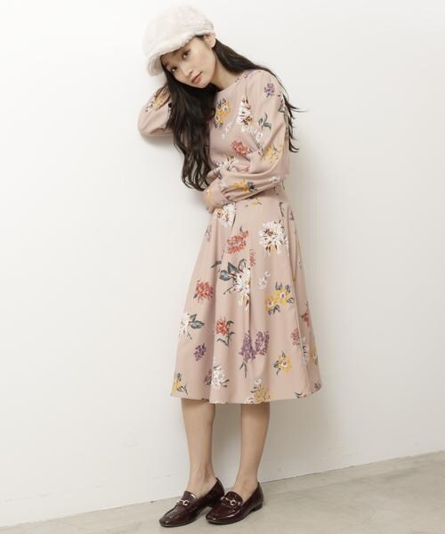 RAY CASSIN（レイカズン）の「ウィンターフラワーフレアスカート（スカート・レディース・ブラック/ピンク/キナリ・FREE）」の2枚目の写真