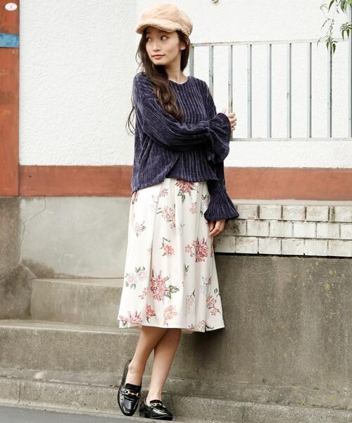 RAY CASSIN（レイカズン）の「ウィンターフラワーフレアスカート（スカート・レディース・ブラック/ピンク/キナリ・FREE）」の3枚目の写真