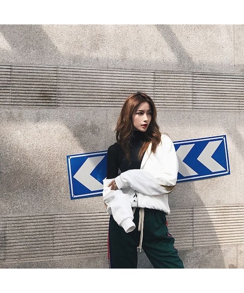 ○手渡し前提○ 9.1 NOBRAND ノーブランド 赤 RED トライフィン